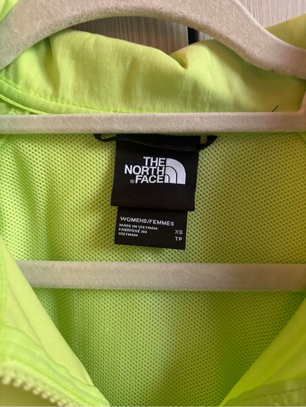 The North Face Neon Lime Lightweight Women's Half-Zip Pullover - Picture 3 of 9